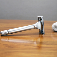 iRAZOR New Heavy Butterfly Design Double Edge Safety Razor with 10pcs Original Blade Refills for Men Reusable Grooming Gift Set